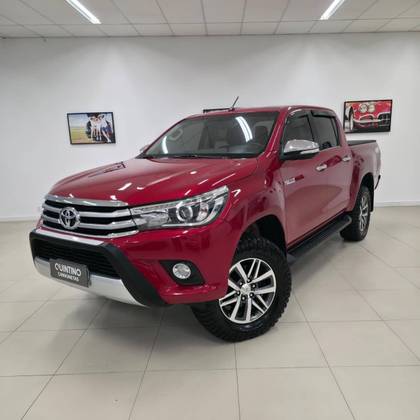 TOYOTA HILUX 2.8 SRX 4X4 CD 16V DIESEL 4P AUTOMÁTICO TOYOTA HILUX 2.8 SRX 4X4 CD 16V DIESEL 4P AUTOMÁTICO